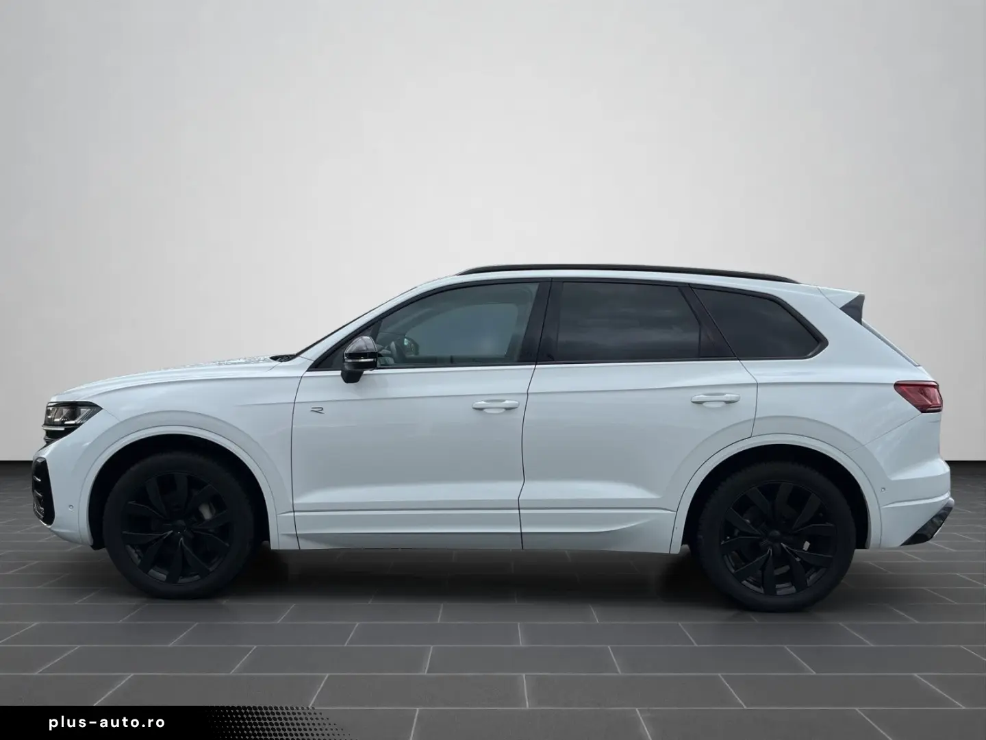 VW Touareg 3.0 TDI V6  R-Line  DSG 4Mot Panoramad.