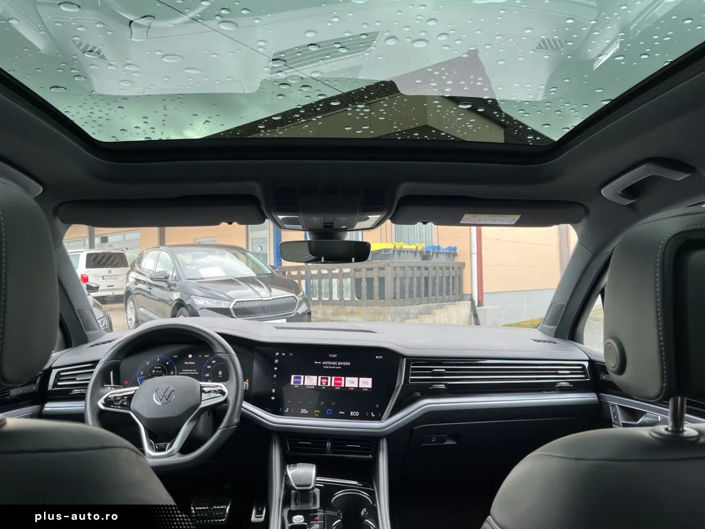 VW Touareg 3.0 TDI V6  R-Line  DSG 4Mot Panoramad.