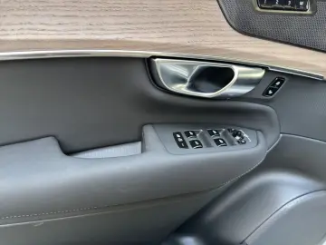 VOLVO XC90 T8 Twin Engine PHEV Plus Dark Recharge ACC