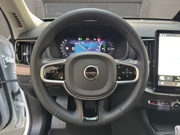 VOLVO XC90 T8 Twin Engine PHEV Plus Dark Recharge ACC