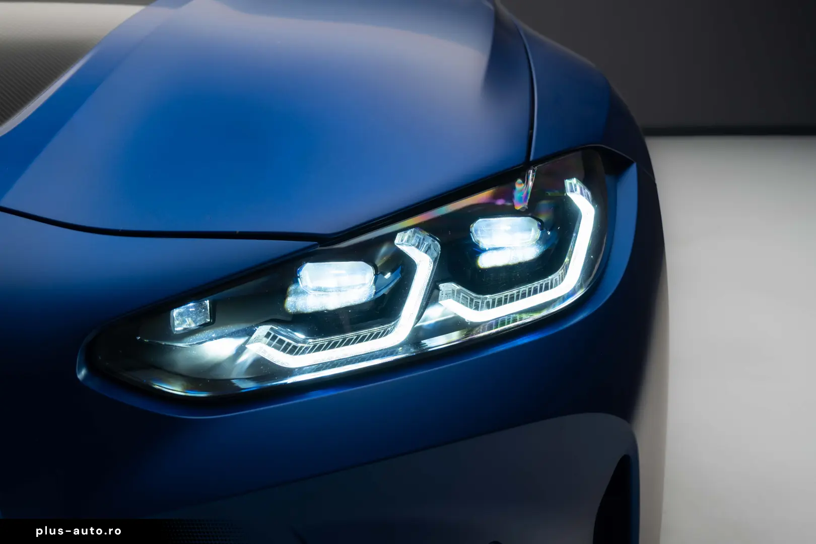 BMW M4 COMPETITION