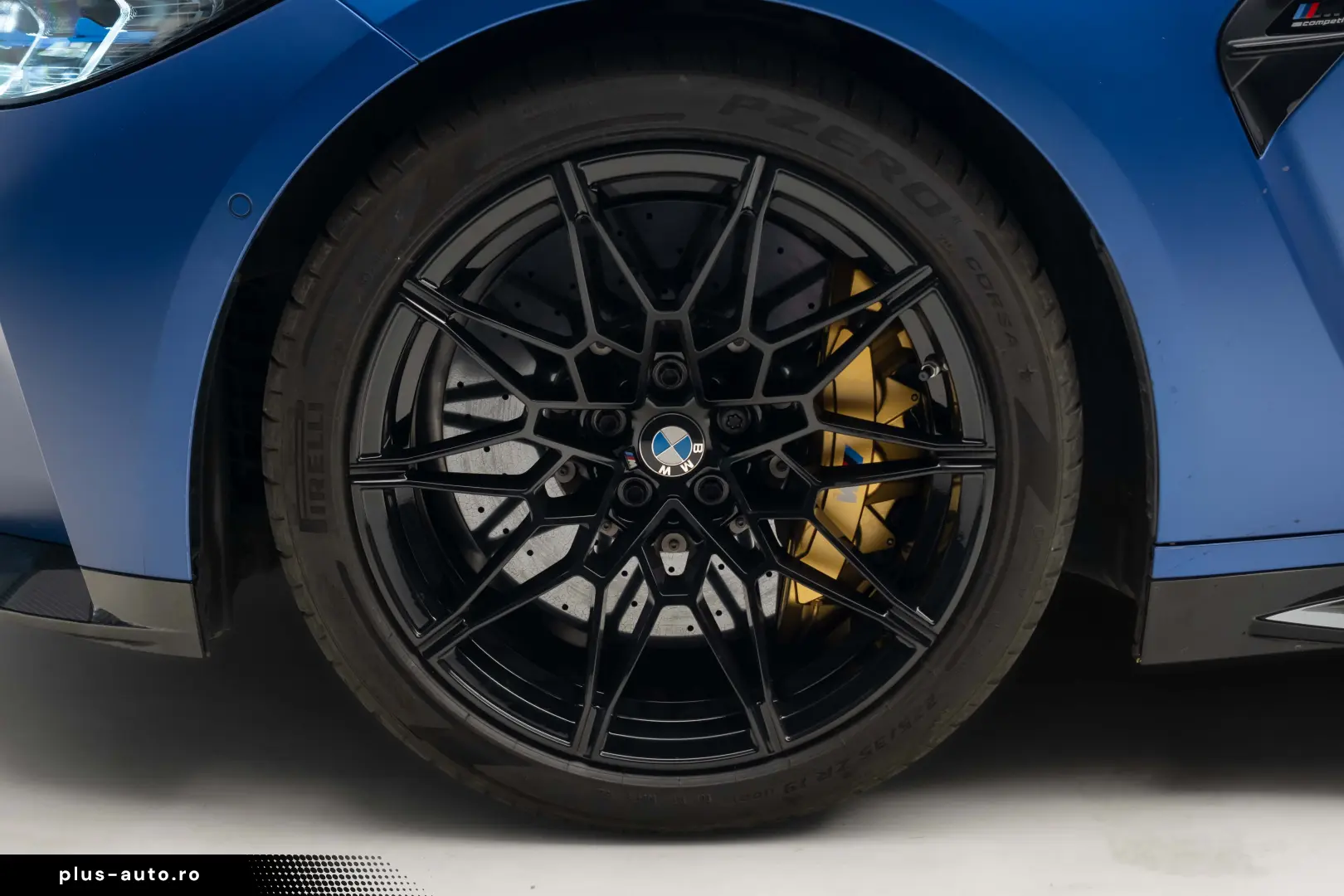 BMW M4 COMPETITION