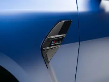 BMW M4 COMPETITION