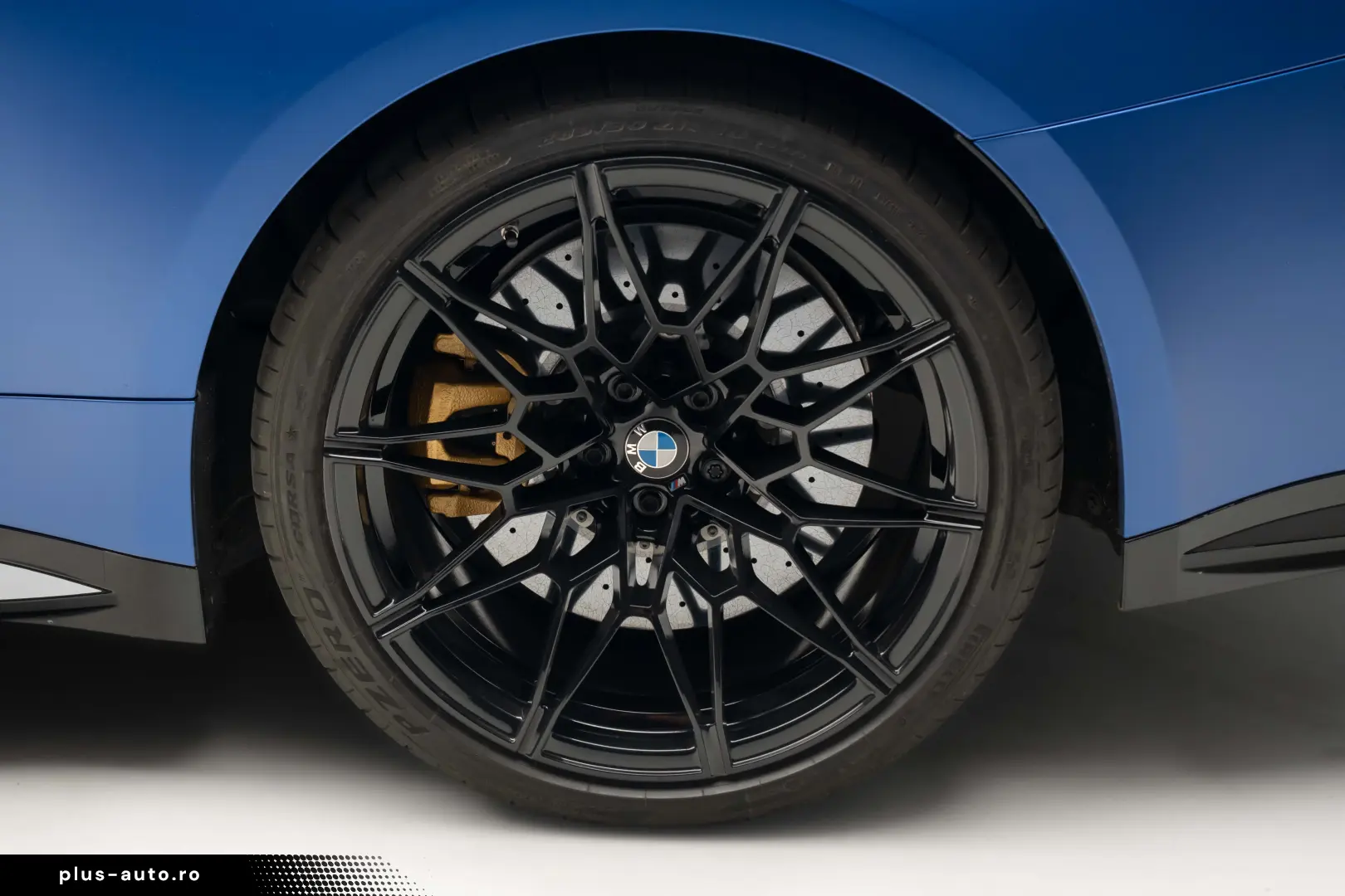 BMW M4 COMPETITION