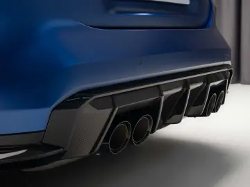 BMW M4 COMPETITION