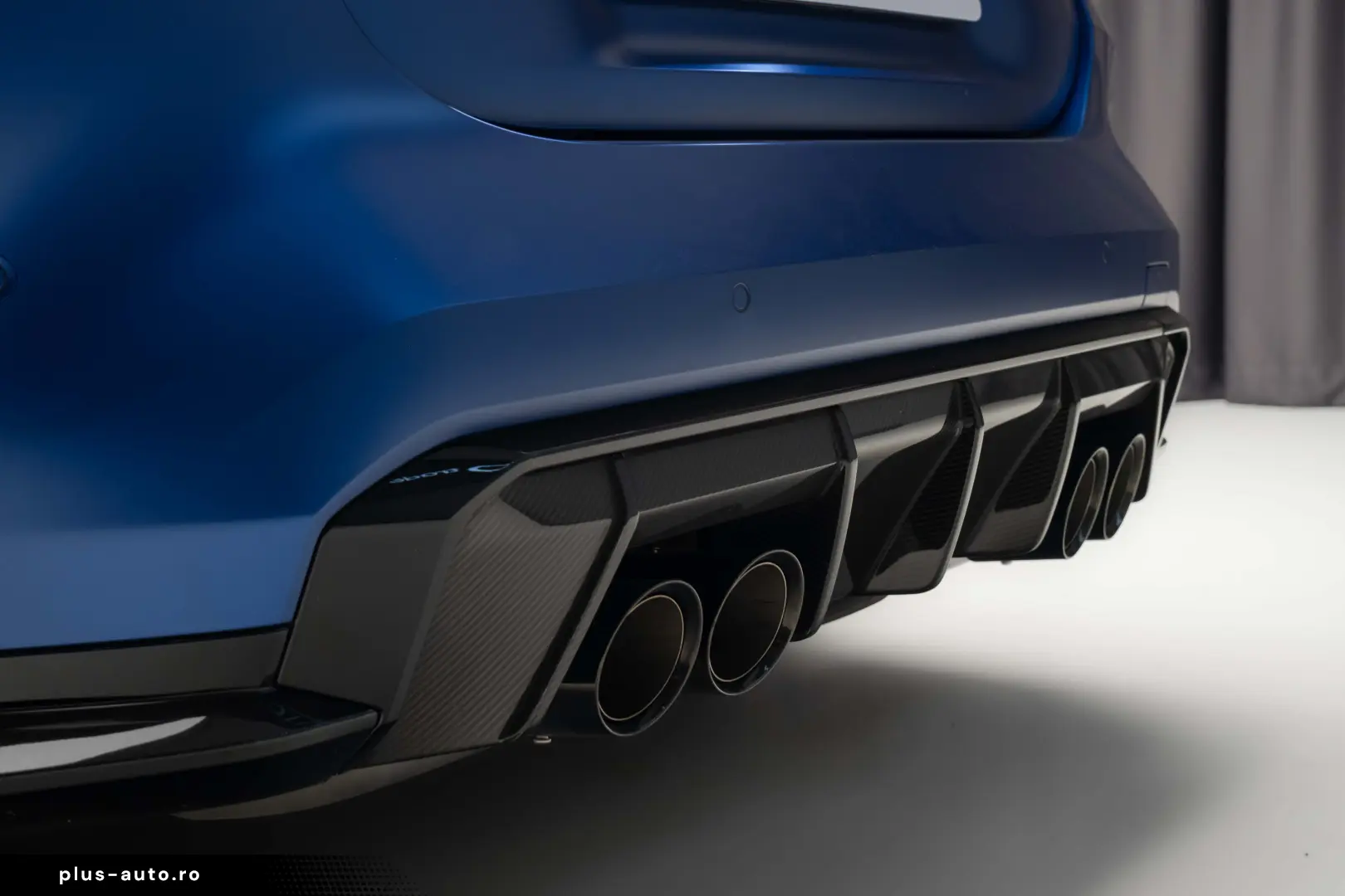 BMW M4 COMPETITION