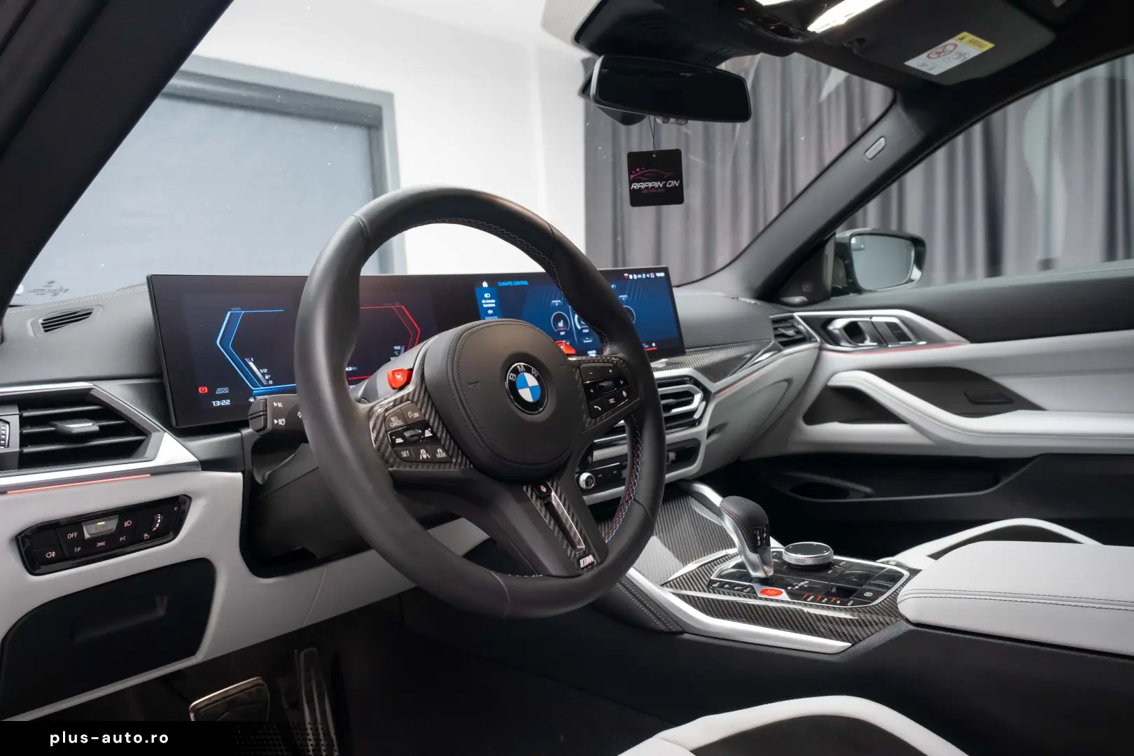 BMW M4 COMPETITION