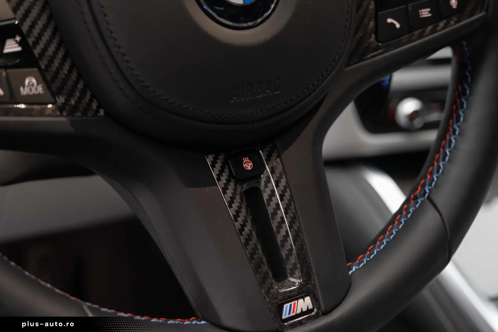 BMW M4 COMPETITION