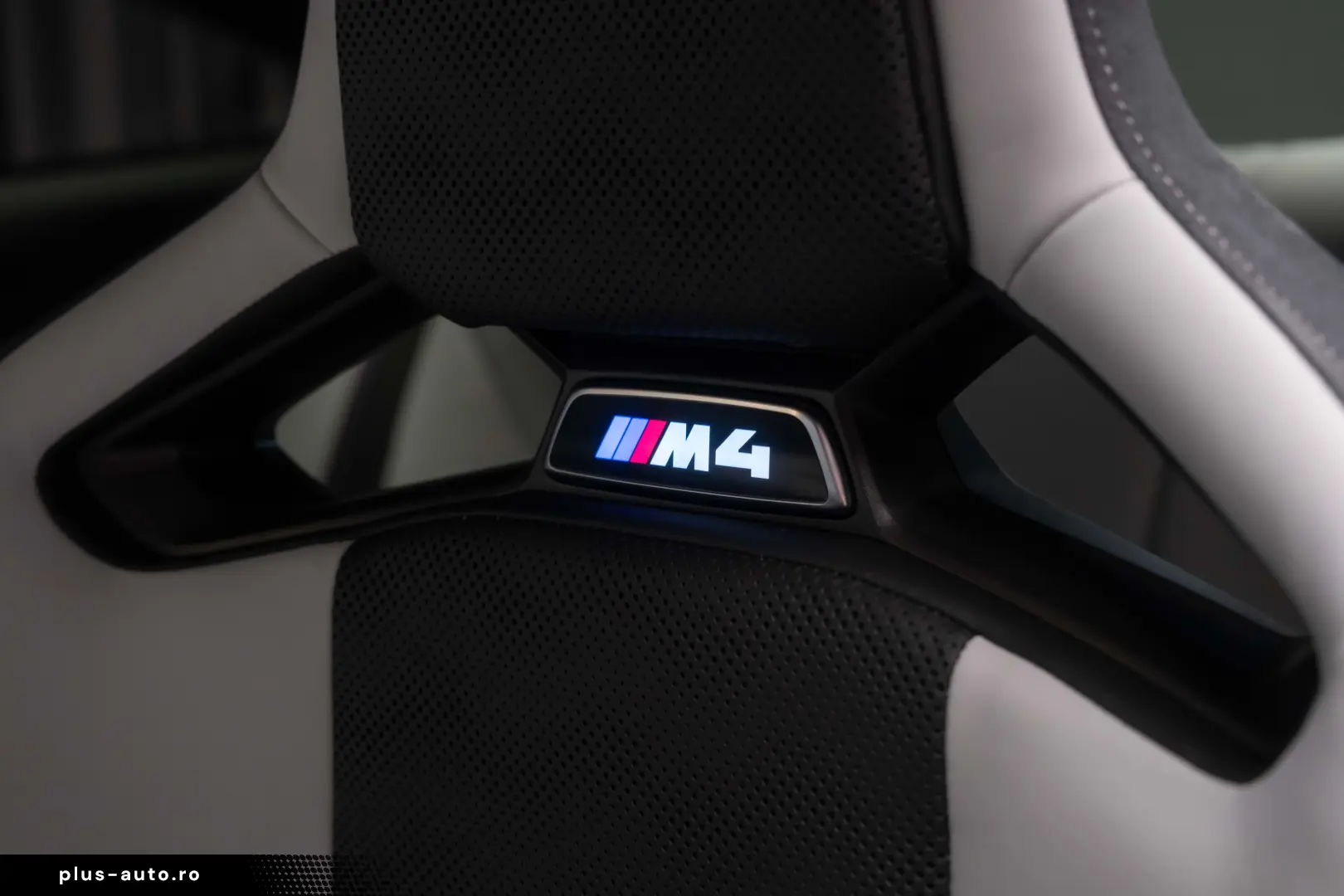 BMW M4 COMPETITION