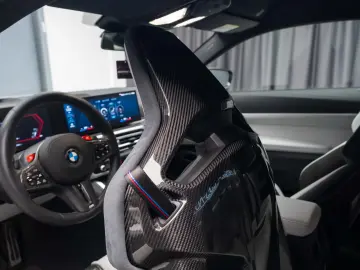 BMW M4 COMPETITION