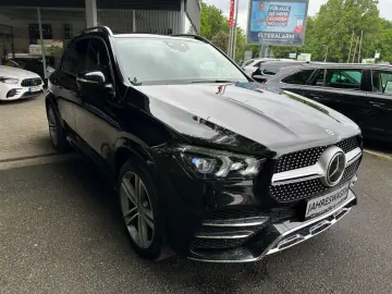MERCEDES-BENZ GLE 300 MBUX 4Matic Panorama AHK AMG MULTIBEAM