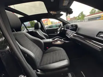 MERCEDES-BENZ GLE 300 MBUX 4Matic Panorama AHK AMG MULTIBEAM