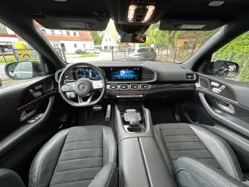 MERCEDES-BENZ GLE 300 MBUX 4Matic Panorama AHK AMG MULTIBEAM