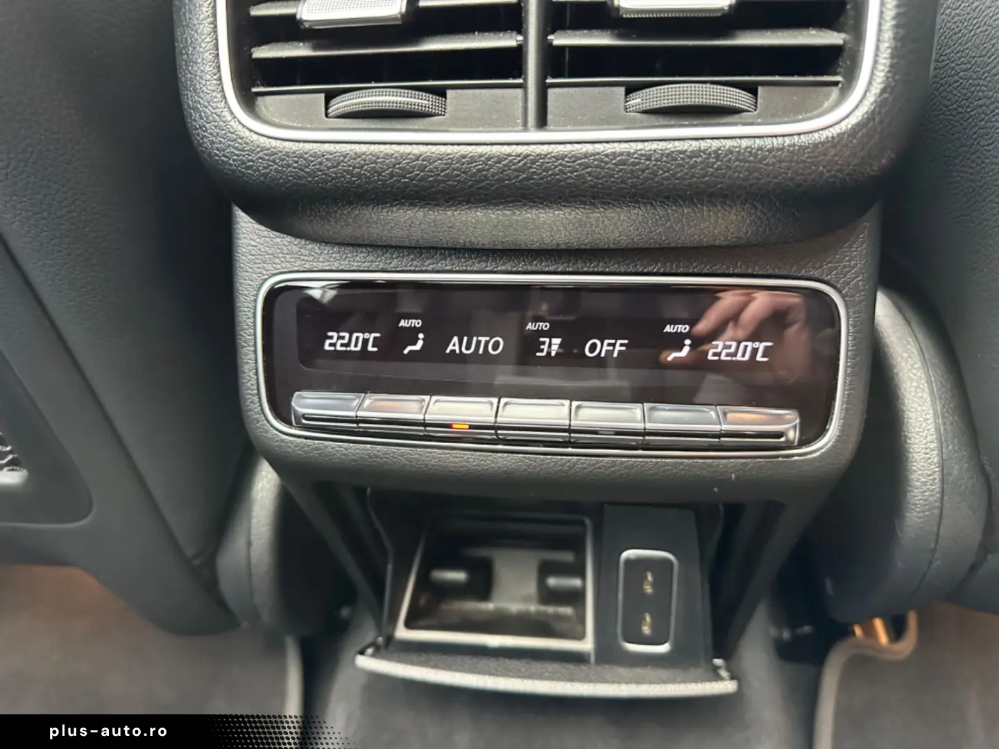 MERCEDES-BENZ GLE 300 MBUX 4Matic Panorama AHK AMG MULTIBEAM