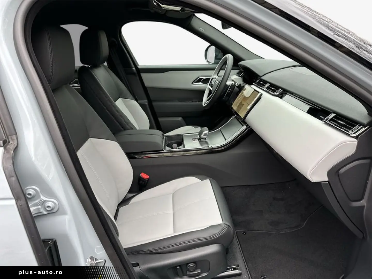 LAND ROVER Range Rover Velar P400e Dynamic SE