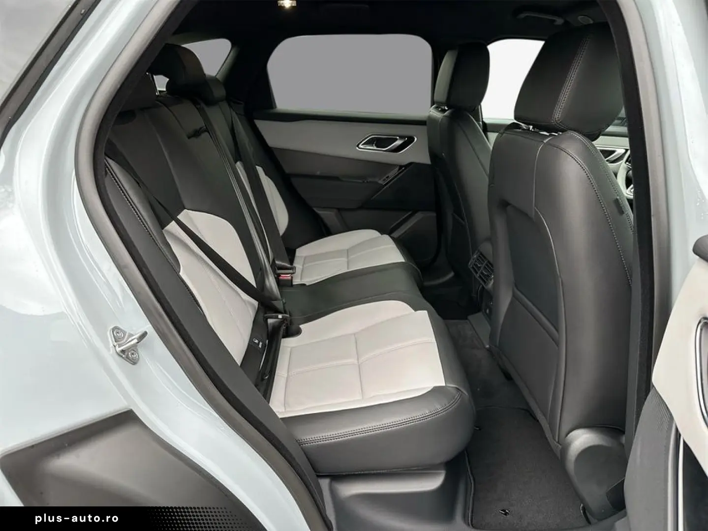 LAND ROVER Range Rover Velar P400e Dynamic SE