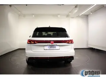 VW Touareg 3.0 TDI 4MOTION Tiptronic R-Line PANO