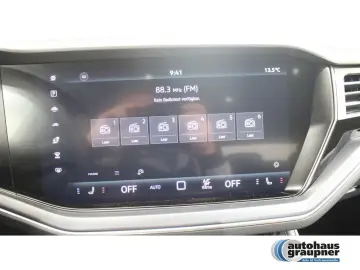 VW Touareg 3.0 TDI 4MOTION Tiptronic R-Line PANO
