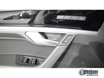 VW Touareg 3.0 TDI 4MOTION Tiptronic R-Line PANO