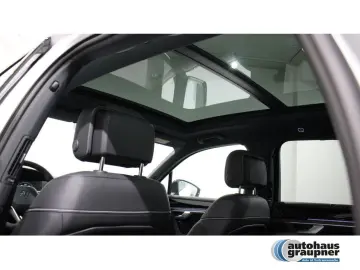 VW Touareg 3.0 TDI 4MOTION Tiptronic R-Line PANO