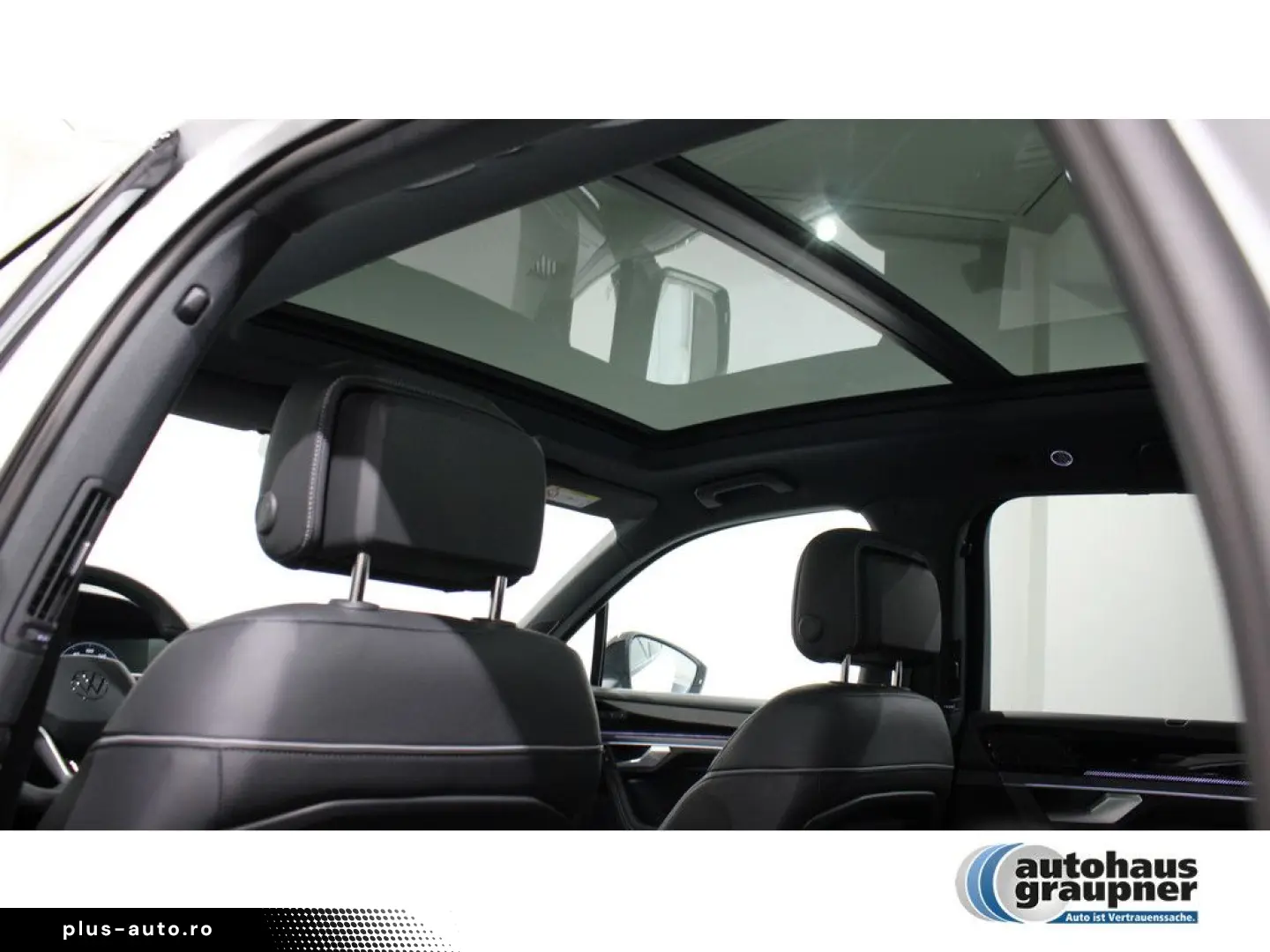 VW Touareg 3.0 TDI 4MOTION Tiptronic R-Line PANO