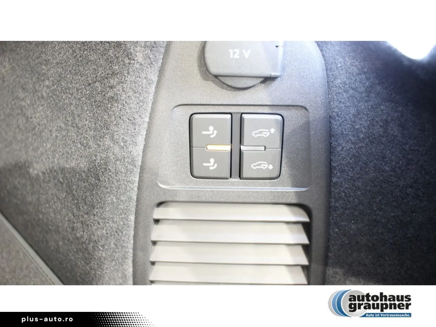VW Touareg 3.0 TDI 4MOTION Tiptronic R-Line PANO