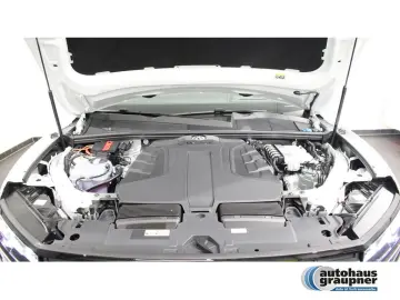 VW Touareg 3.0 TDI 4MOTION Tiptronic R-Line PANO