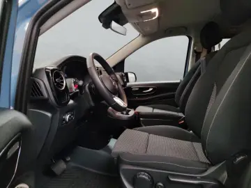 MERCEDES-BENZ Vito 119 CDI Tourer 4x4 Nav Distr Sthz…