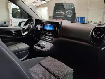 MERCEDES-BENZ Vito 119 CDI Tourer 4x4 Nav Distr Sthz…