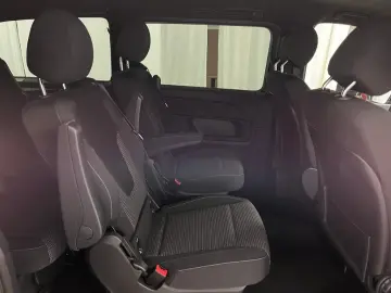 MERCEDES-BENZ V 250 d lang Style Plus AHK Multibeam Distr