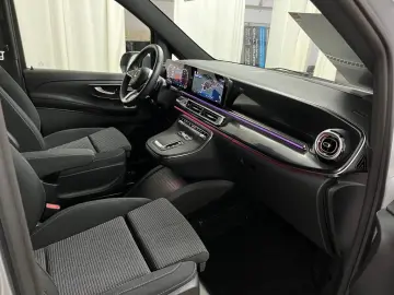 MERCEDES-BENZ V 250 d lang Style Plus AHK Multibeam Distr