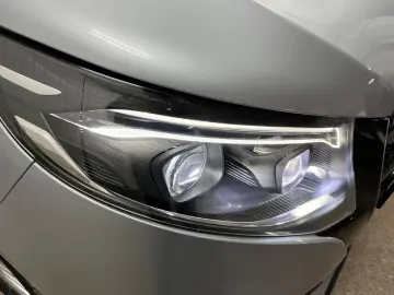 MERCEDES-BENZ V 250 d lang Style Plus AHK Multibeam Distr
