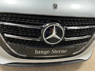 MERCEDES-BENZ V 250 d lang Style Plus AHK Multibeam Distr