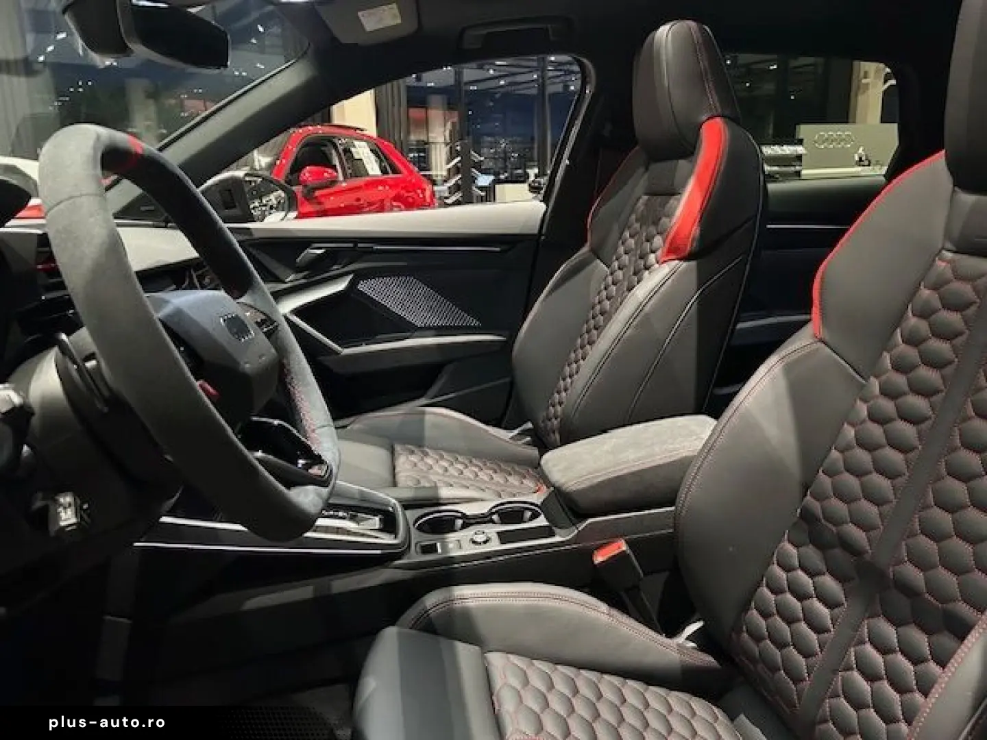 AUDI RS 3 Sportback quattro NP  87.000 €