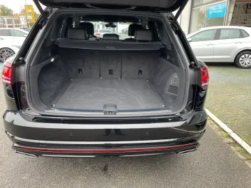 VW Touareg 3.0 TDI R-Line AHK Standhzg SIDE Klima