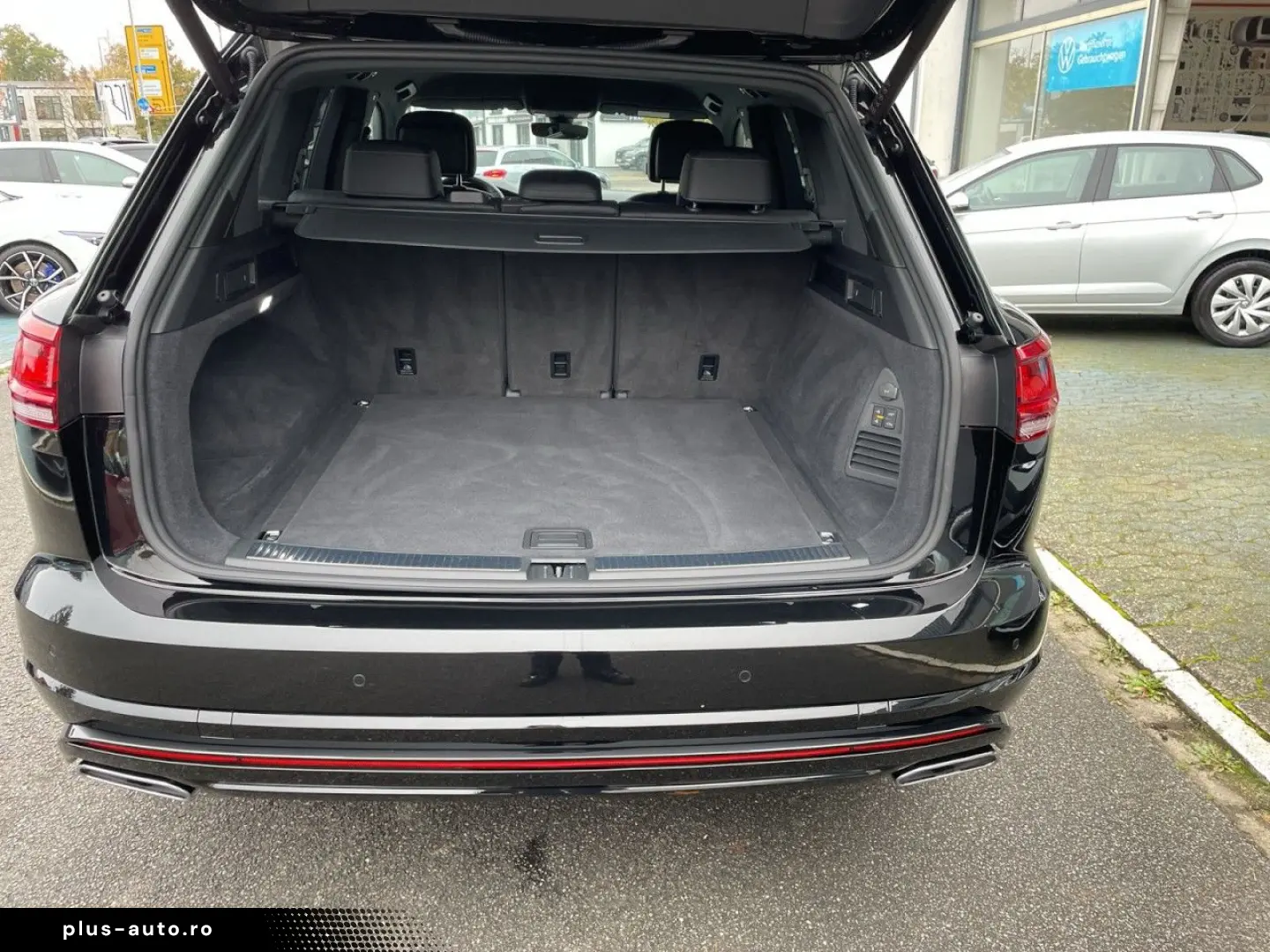 VW Touareg 3.0 TDI R-Line AHK Standhzg SIDE Klima