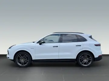 PORSCHE Cayenne E-Hybrid Luftfederung BOSE PDCC Sportabg