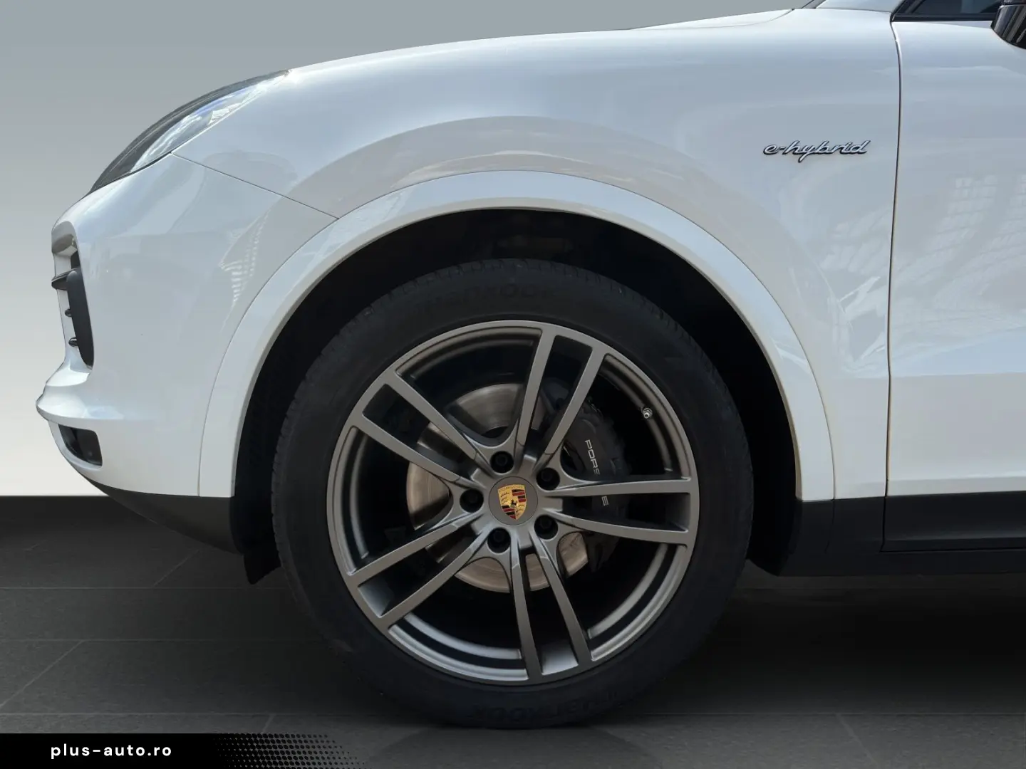 PORSCHE Cayenne E-Hybrid Luftfederung BOSE PDCC Sportabg