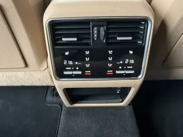PORSCHE Cayenne E-Hybrid Luftfederung BOSE PDCC Sportabg