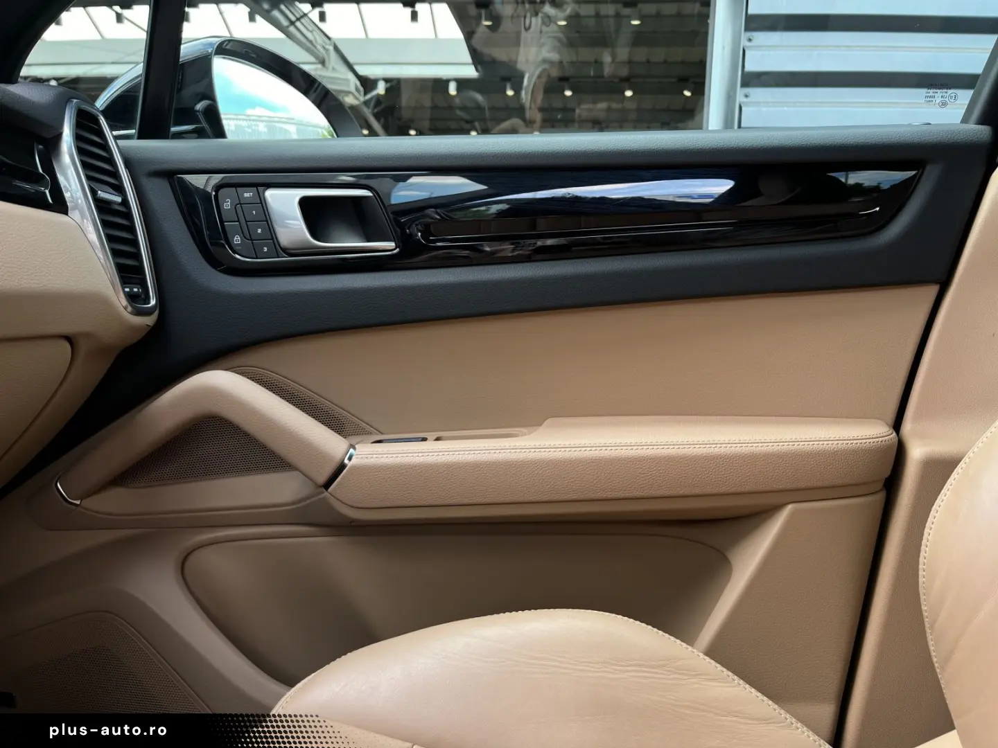 PORSCHE Cayenne E-Hybrid Luftfederung BOSE PDCC Sportabg