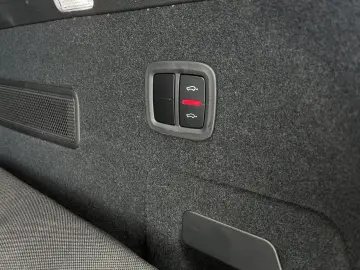 PORSCHE Cayenne E-Hybrid Luftfederung BOSE PDCC Sportabg