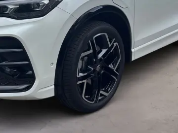VW Tiguan 1.5 TSI eHybrid R-Line DSG AHK KEYLESS