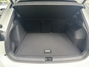 VW Tiguan 1.5 TSI eHybrid R-Line DSG AHK KEYLESS