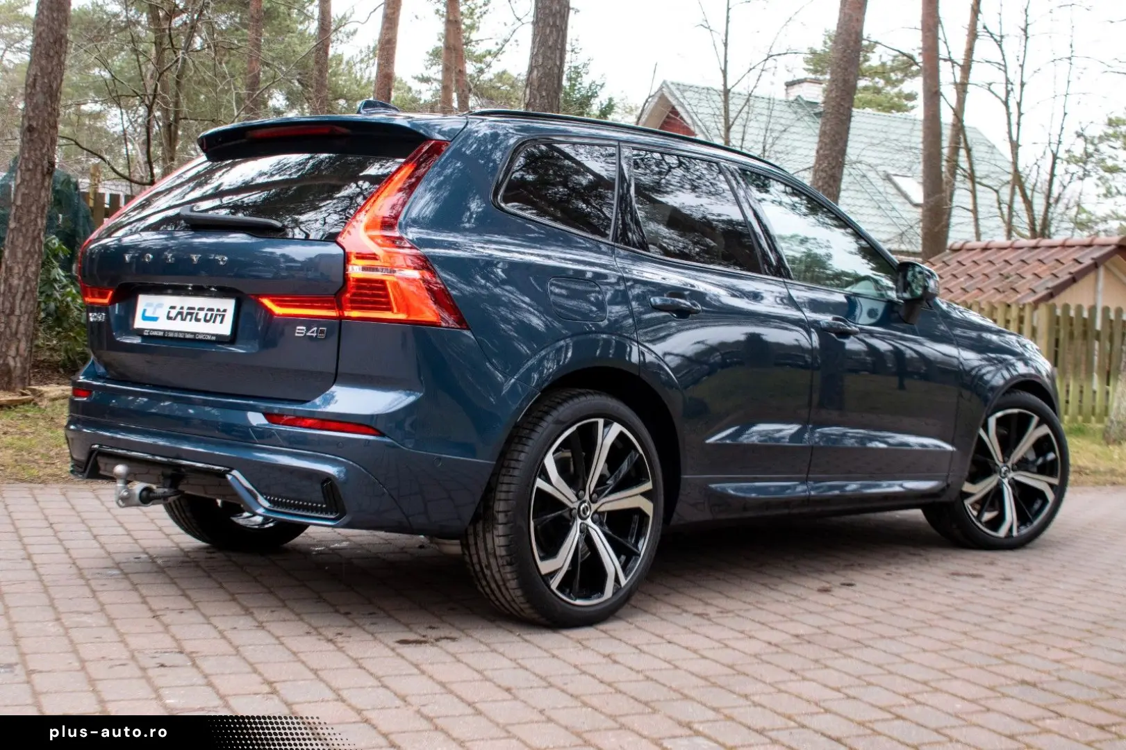 VOLVO XC60 B4 Ultimate DARK B&W Massage 4C FULLOPT