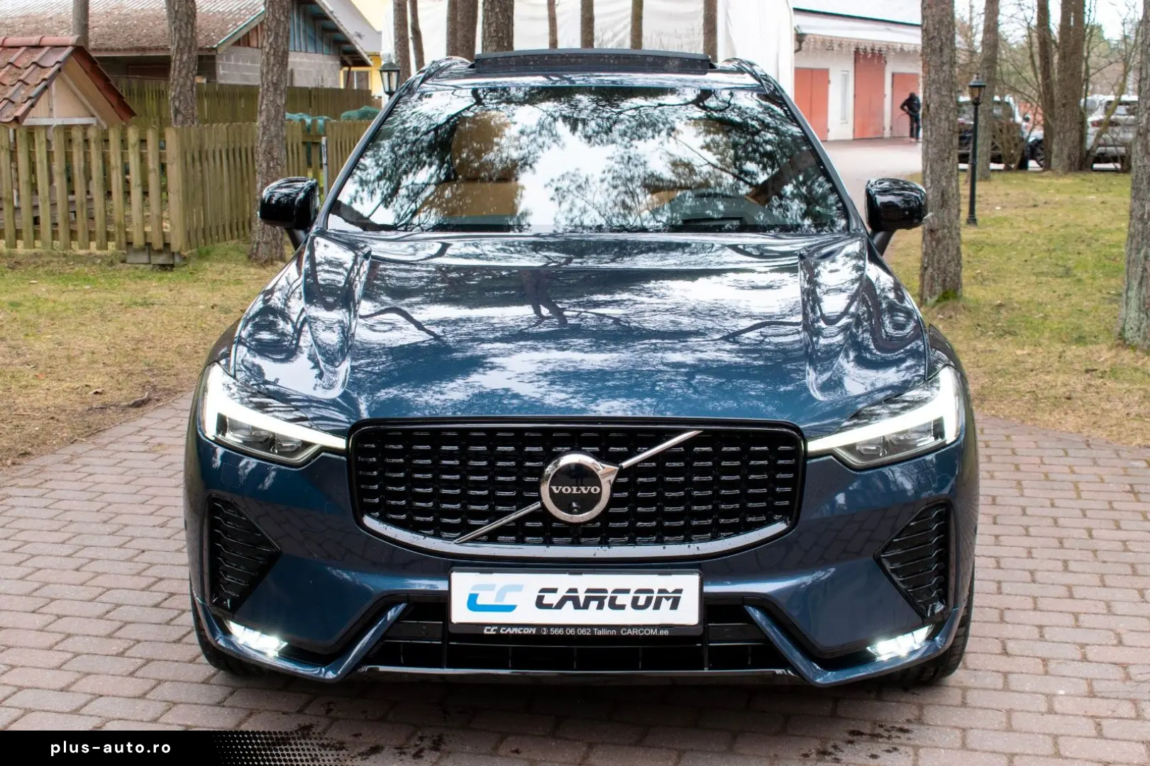 VOLVO XC60 B4 Ultimate DARK B&W Massage 4C FULLOPT