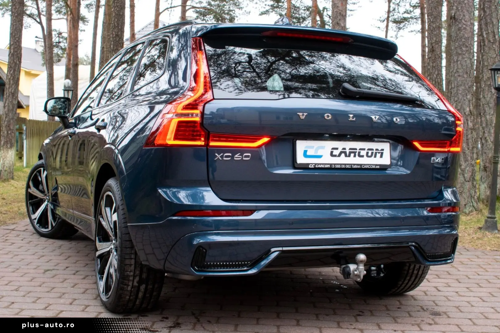 VOLVO XC60 B4 Ultimate DARK B&W Massage 4C FULLOPT