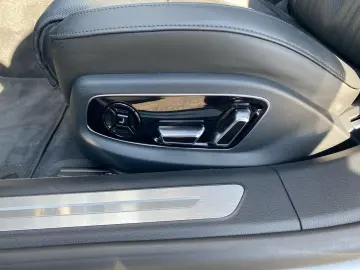 AUDI A8 50 TDI quattro Tiptronic Matrix HuD Standhzg.