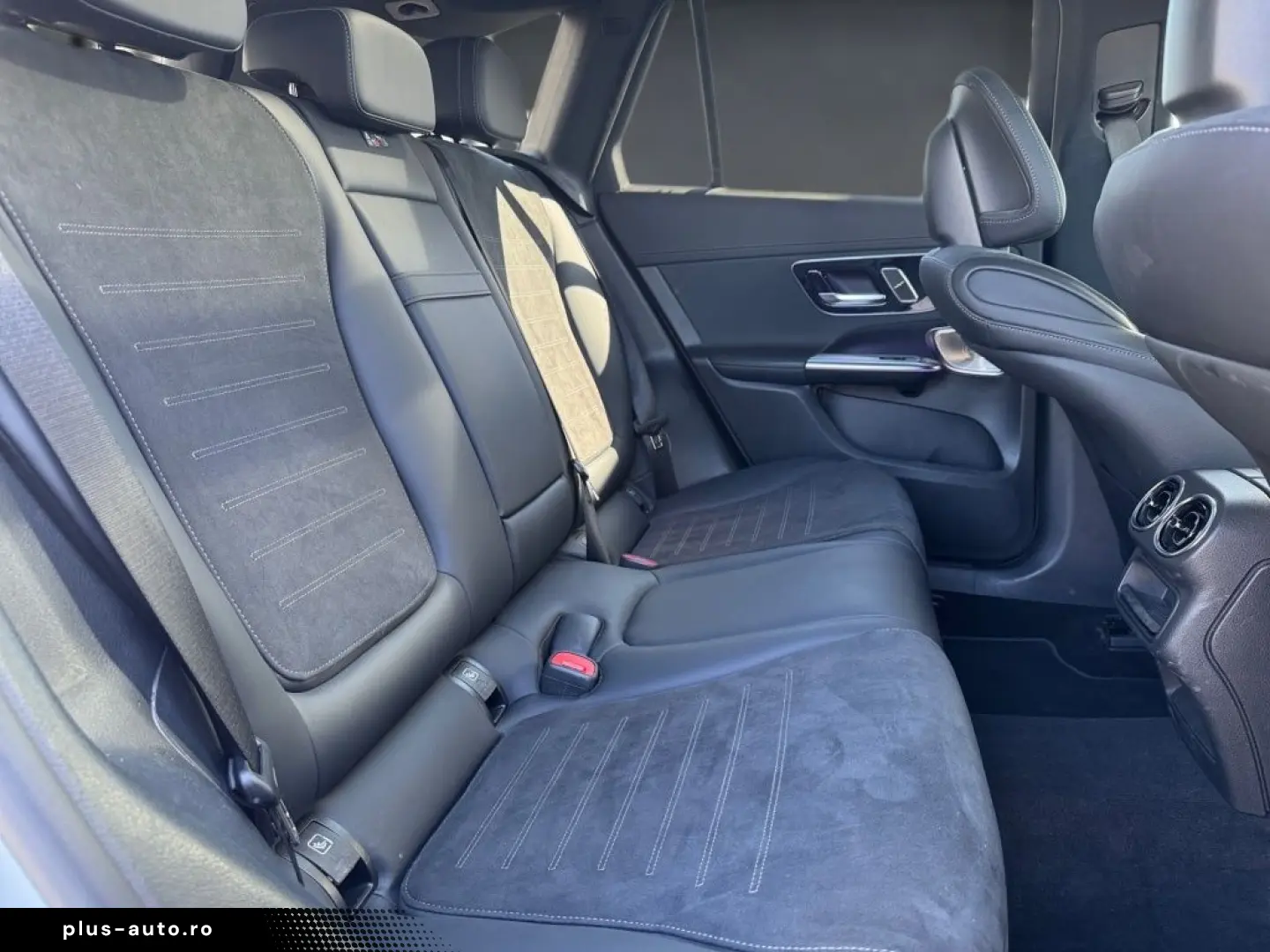 MERCEDES-BENZ GLC 300 e 4M AMG  Night-P  Pano-D  AHK&hellip;