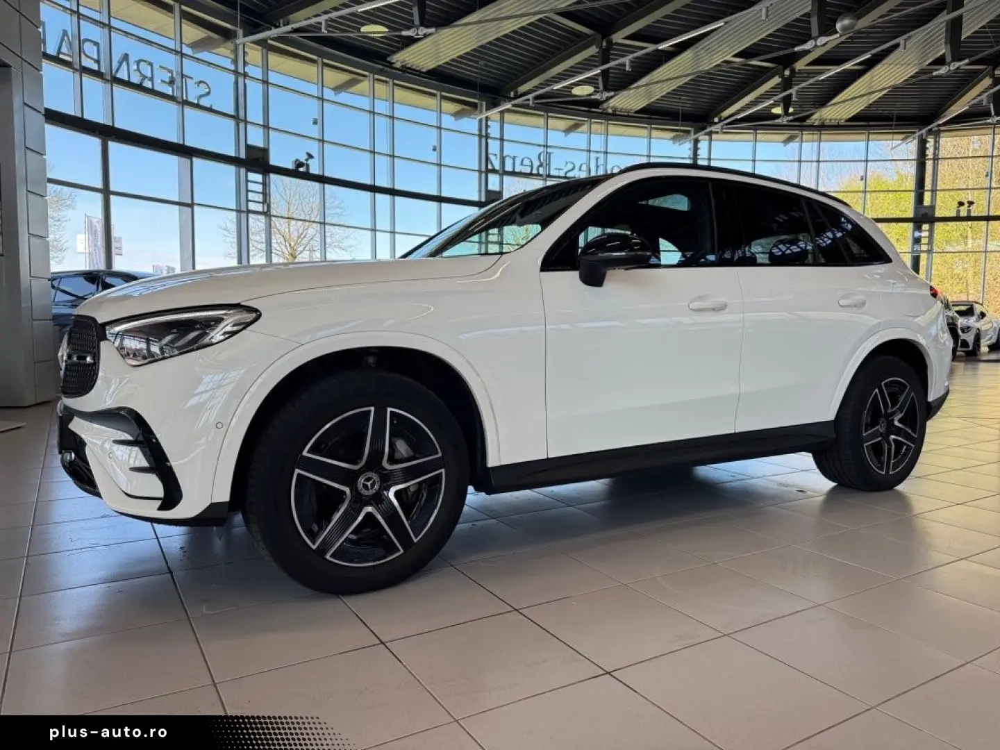 MERCEDES-BENZ GLC 300 e 4M AMG  Night-P  Pano-D  AHK&hellip;