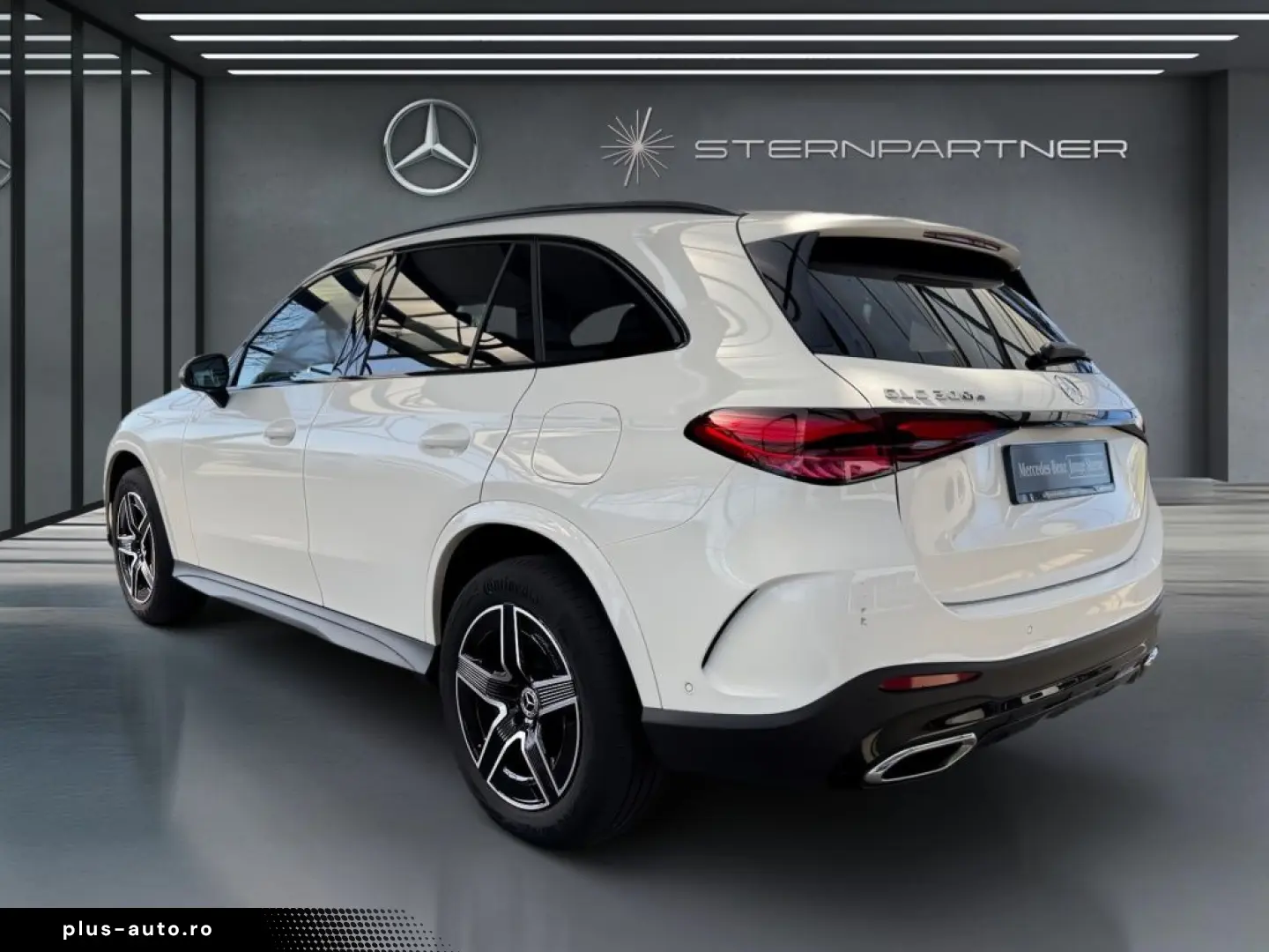 MERCEDES-BENZ GLC 300 e 4M AMG  Night-P  Pano-D  AHK&hellip;